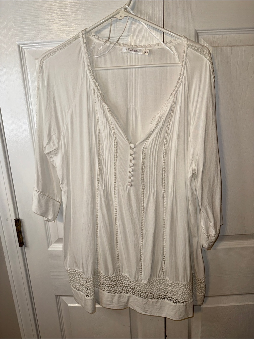 Solitaire White V-Neck Button-Front Crochet Trim Tunic